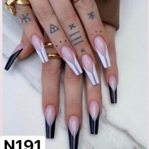 High Quality Artificial Nails 24 Peice Set