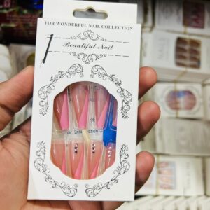 High Quality Artificial Nails 24 Peice Set