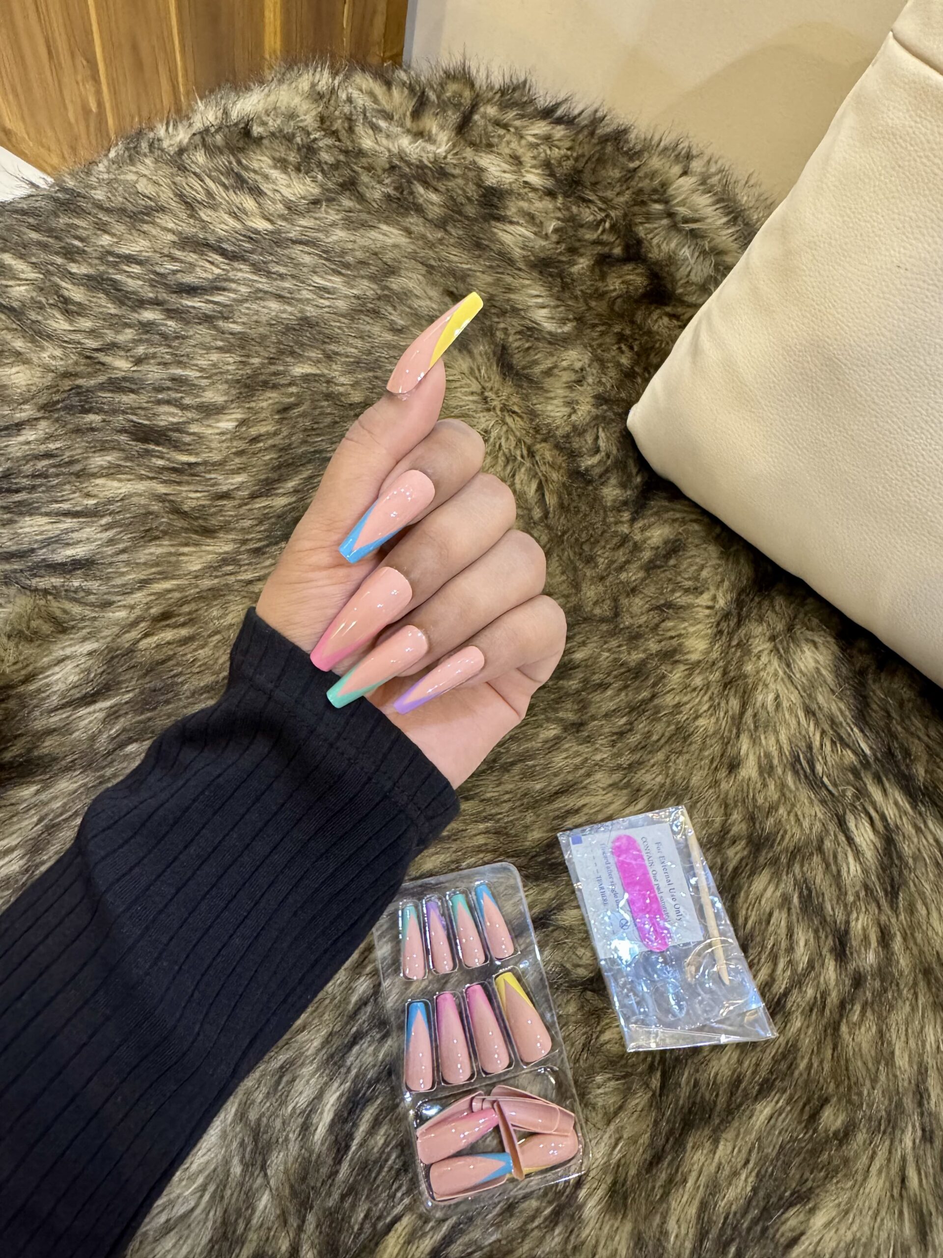 High Quality Artificial Nails 24 Peice Set - Image 2